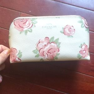 NWT Coack make-up bag